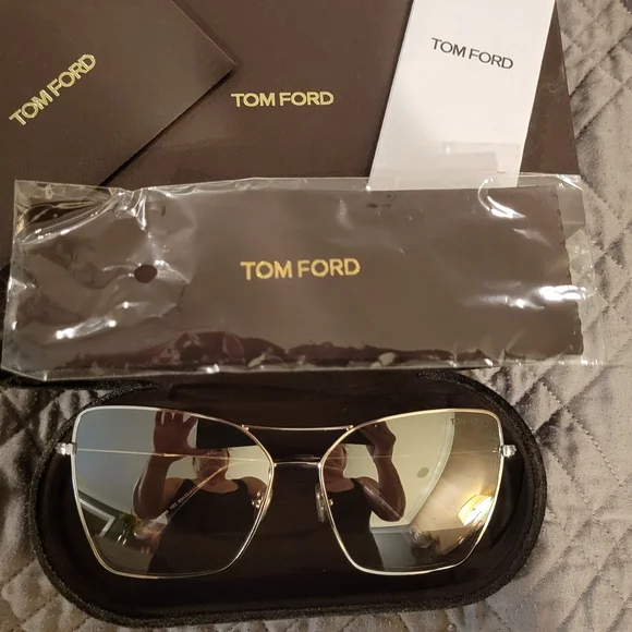 Tom Ford | Accessories | Nib Tom Ford Sye Cat Eye Sunglasses  display picture 3